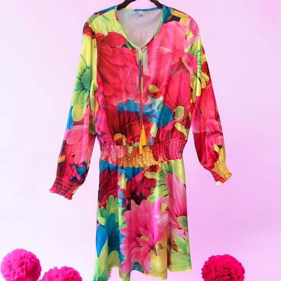 Dresses & Skirts - Multicolor short dress